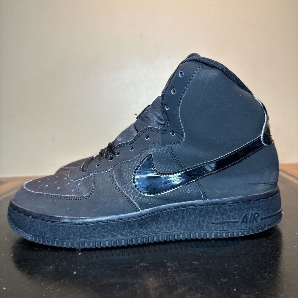 Nike Air Force 1 High Triple Black Suede 653998-001 Gs Gradeschool Kid’s Size 7Y